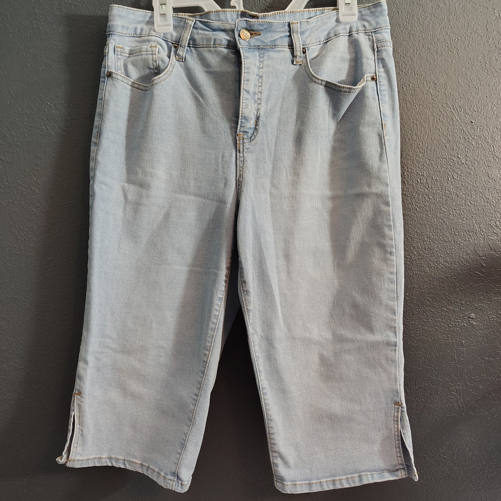 Bleu Chic Light Blue Cropped Women's Jeans